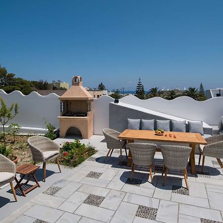 Felicity Villas Santorini Luxury House Kamári Екстериор снимка